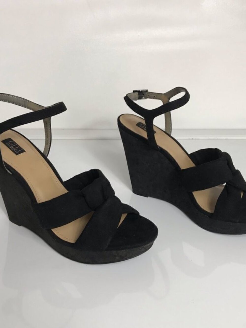 Gili Knotted Kahlie Front Wedge Ankle Strap
